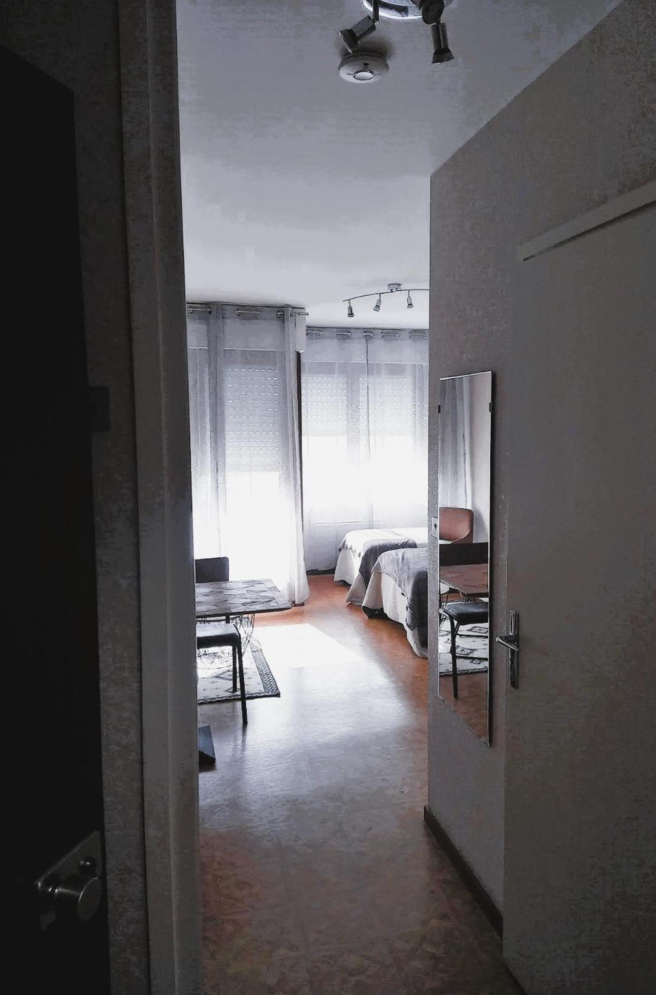 Paisible Studio Avec Agreable Loggia 2 Mn Du Centre Lejlighed Aix-les-Bains Eksteriør billede