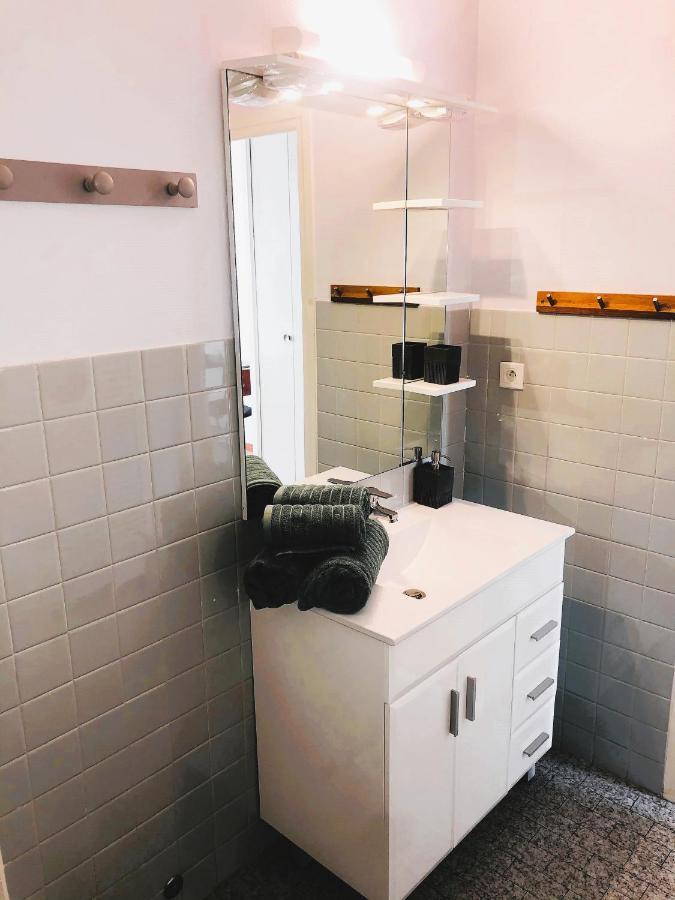 Paisible Studio Avec Agreable Loggia 2 Mn Du Centre Lejlighed Aix-les-Bains Eksteriør billede