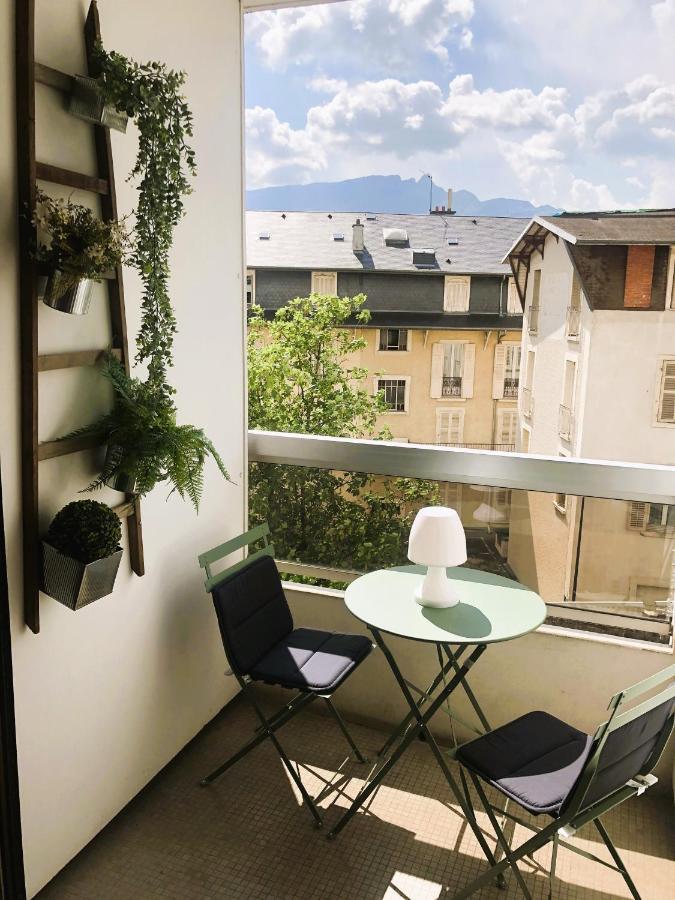 Paisible Studio Avec Agreable Loggia 2 Mn Du Centre Lejlighed Aix-les-Bains Eksteriør billede